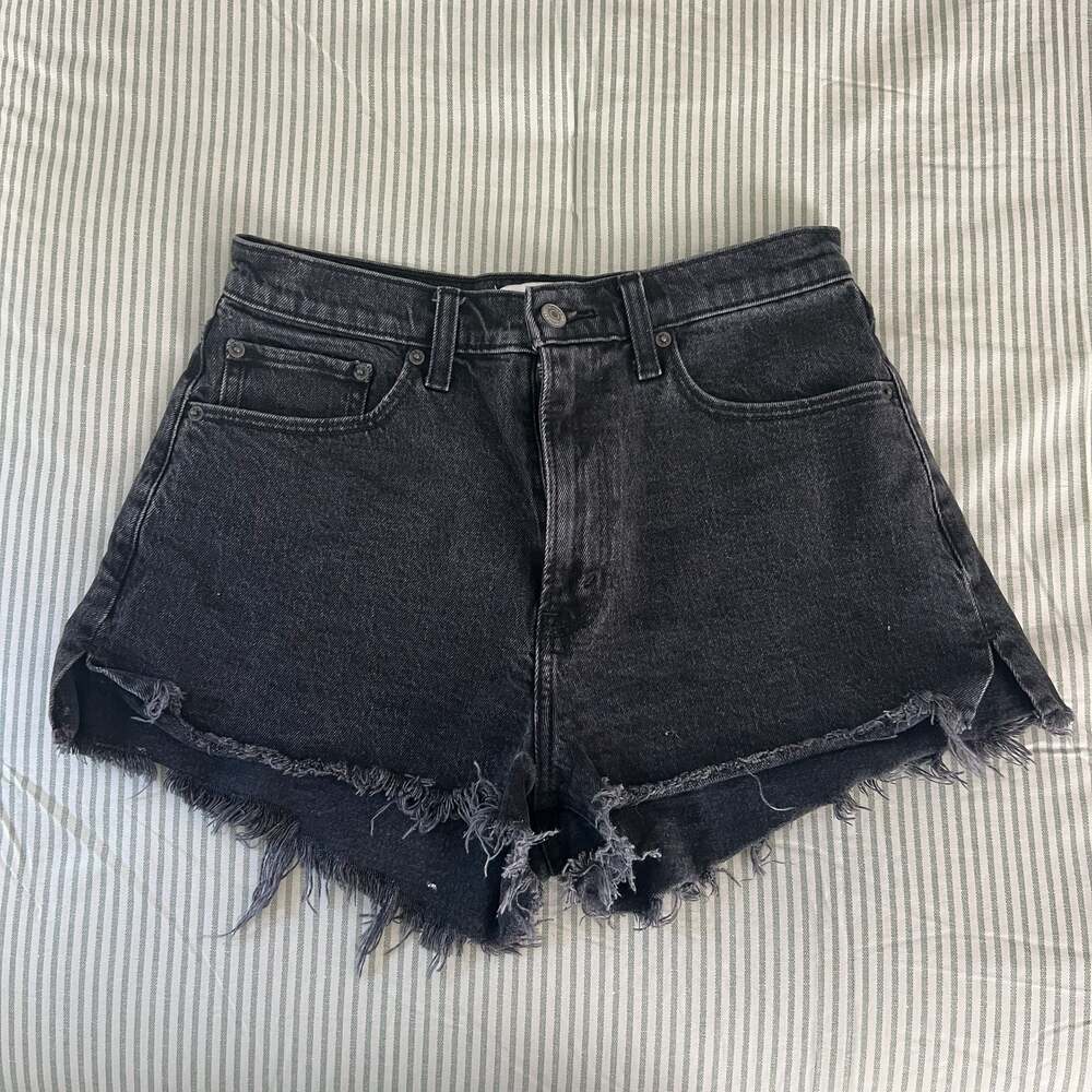 Abercrombie & Fitch The Mom Short High Rise Curve Love Black Size 28